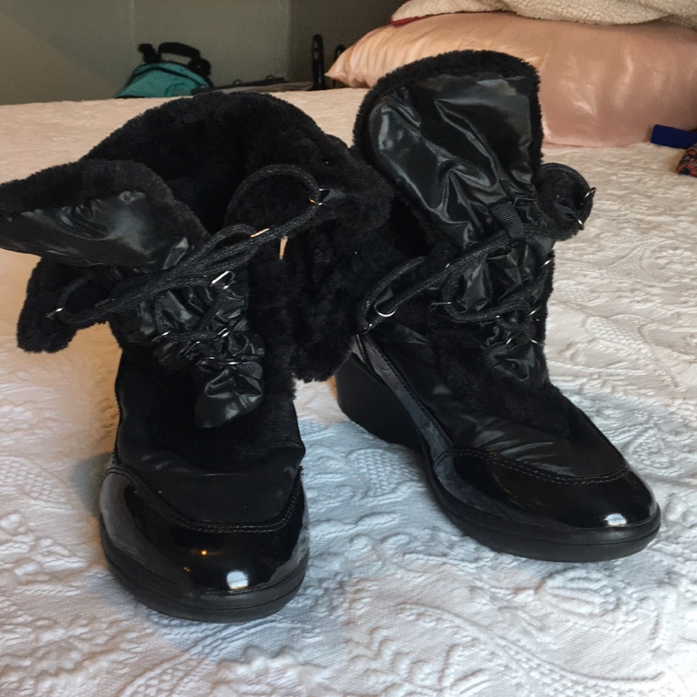 Black Lace-up Boots
